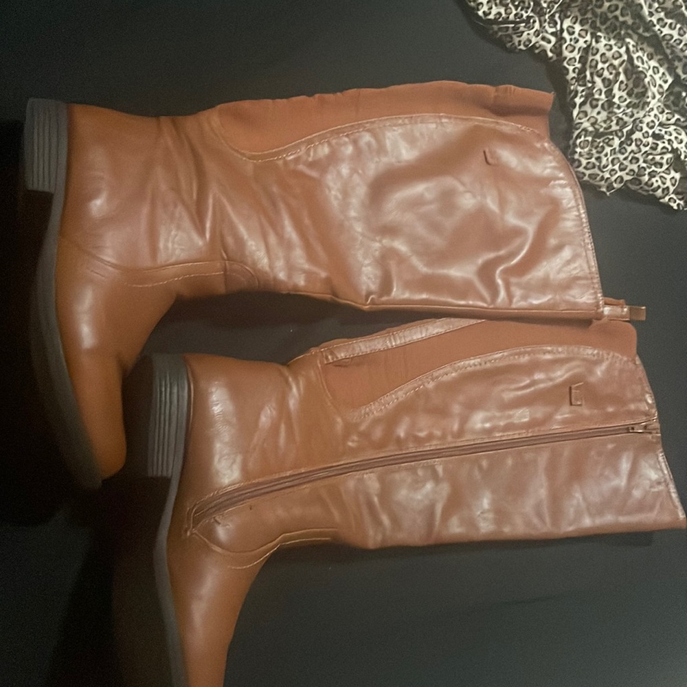 High knee boots